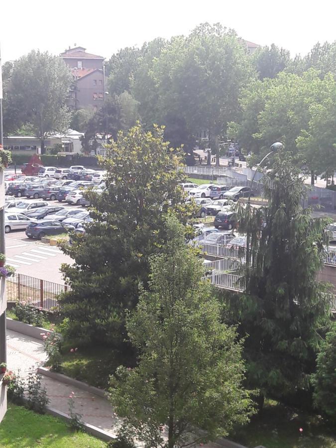 Grazioso Bilocale A 100 Mt Dalla Metropolitana Sesto San Giovanni Εξωτερικό φωτογραφία