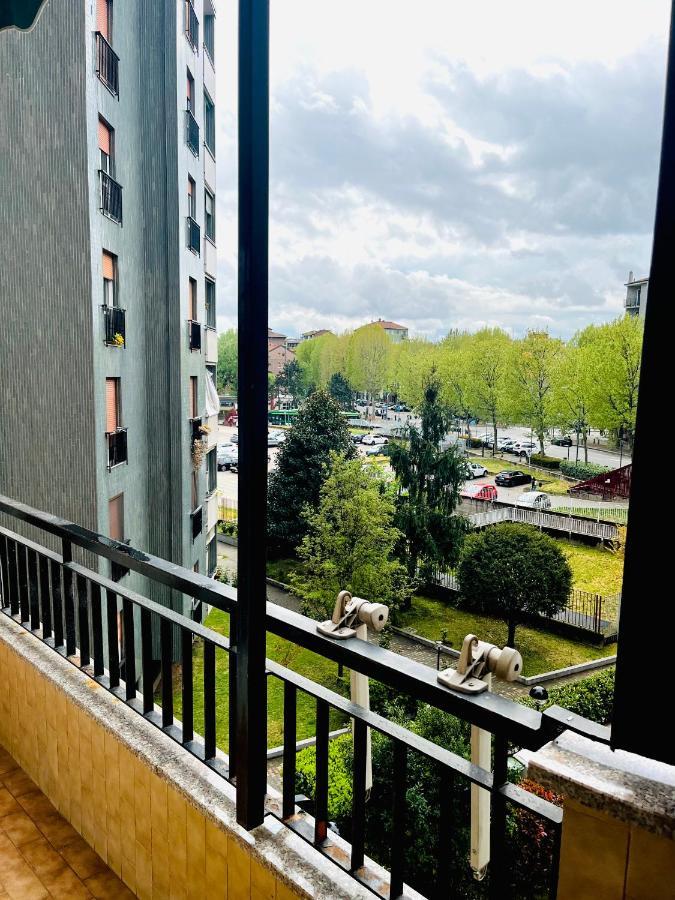 Grazioso Bilocale A 100 Mt Dalla Metropolitana Sesto San Giovanni Εξωτερικό φωτογραφία