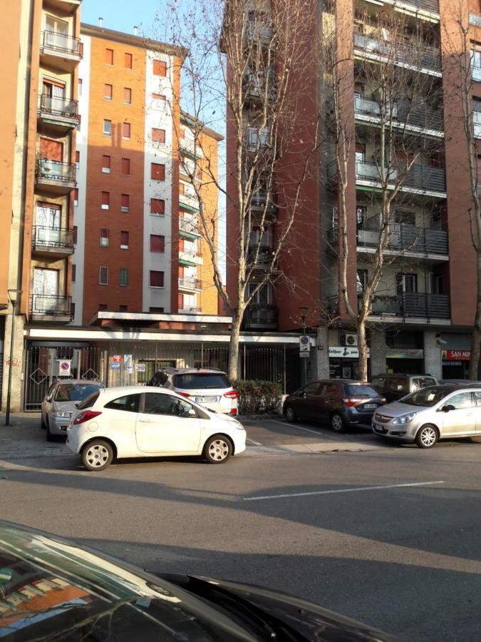 Grazioso Bilocale A 100 Mt Dalla Metropolitana Sesto San Giovanni Εξωτερικό φωτογραφία